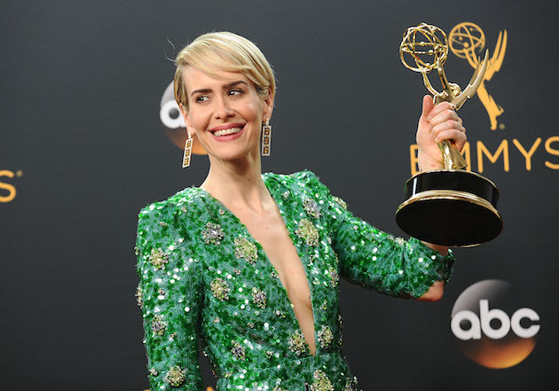 LOS ANGELES, CA - SEPTEMBER 18: Actress Sarah Paulson poses in the press room at the 68th annual Primetime Emmy Awards at Microsoft Theater on September 18, 2016 in Los Angeles, California. (Photo by Jason LaVeris/FilmMagic)