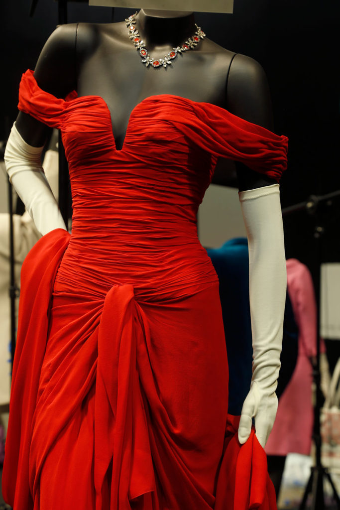 pretty woman red dress