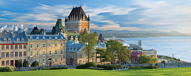 A photo of the Quebec City skyline.
