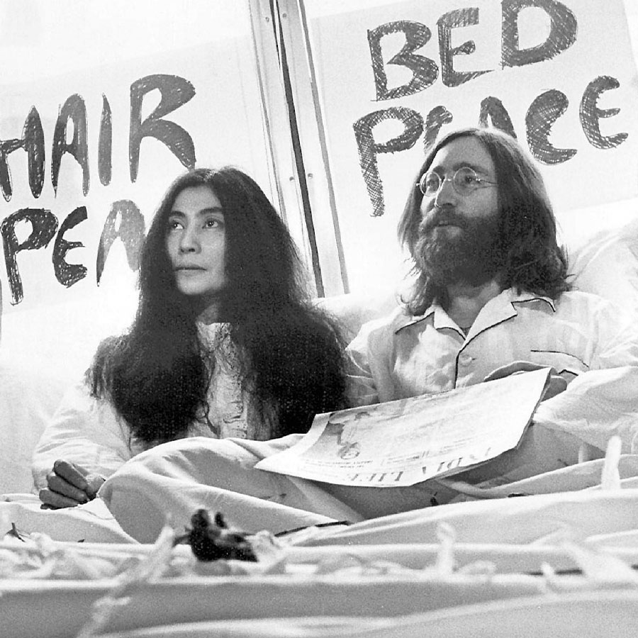 WATCH: Never-Before-Seen 1969 Video of John Lennon and Yoko Ono Rehearsing  “Give Peace a Chance” - Everything Zoomer